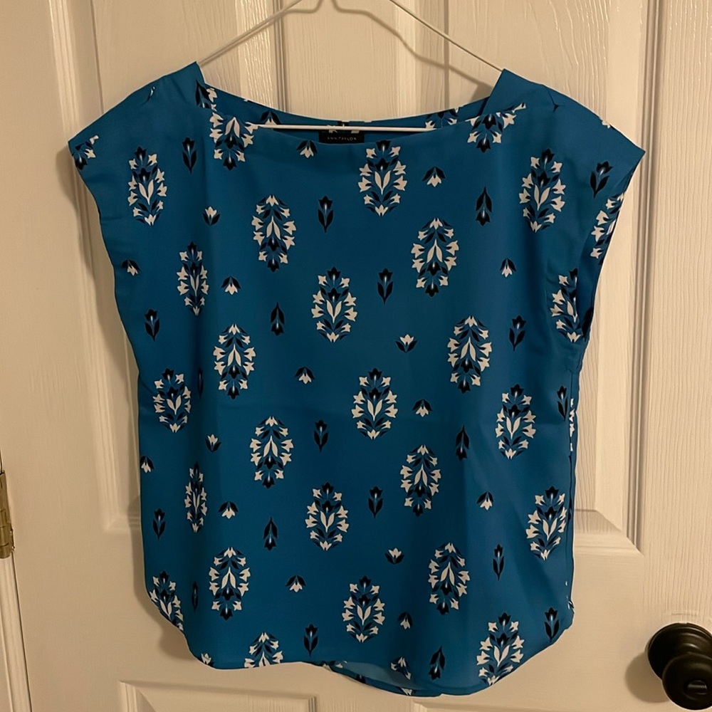 Like New Ann Taylor Floral Boatneck Tee, XXS
